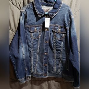 Torrid Jean Jacket sz 3 NWT!!!
